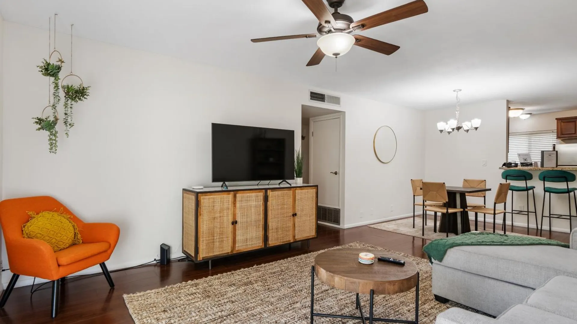 Tatil Evi Top-Notch 2Br Spacious Condo With Shared Pool Scottsdale